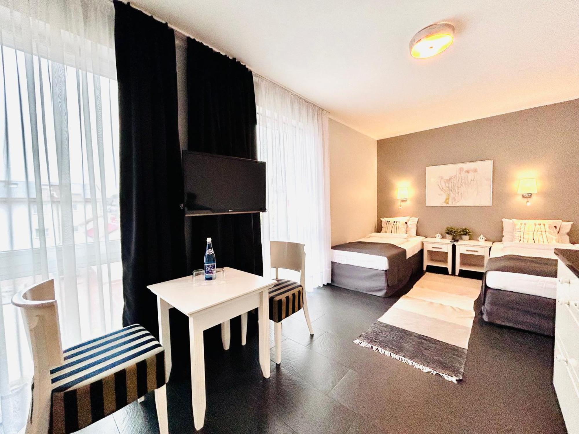 Hotel Amber Suite & Spa - Enklawa Dla Doroslych (Adults Only) Miedzywodzie Exterior photo